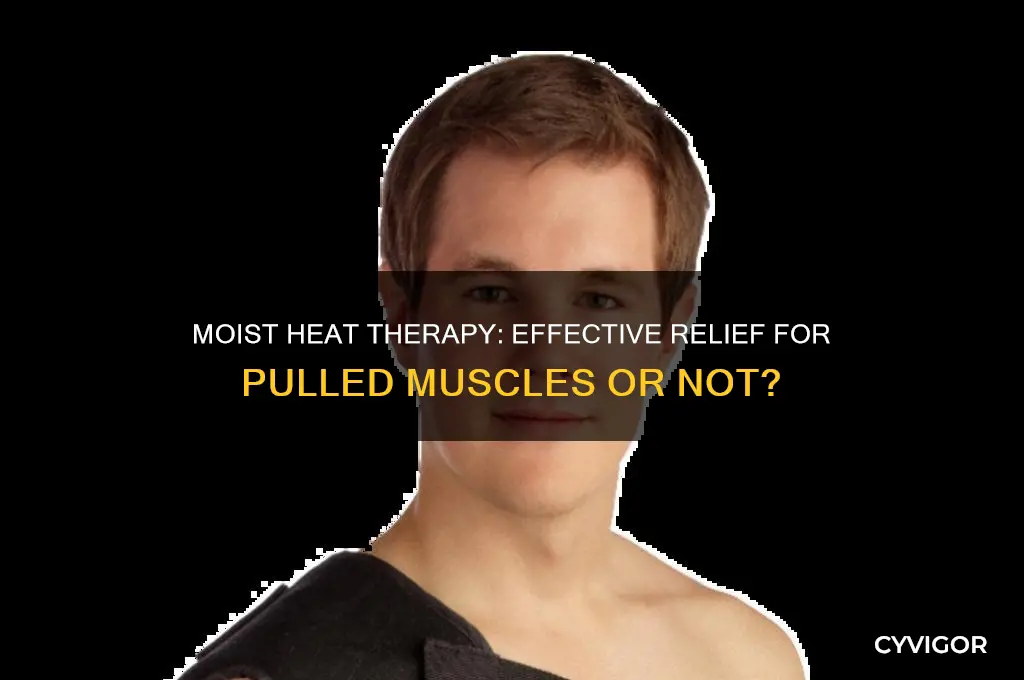 is moist heat good for pulled muscles