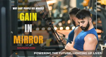 Mirror Illusion: Why Muscle Gains Often Go Unnoticed by You